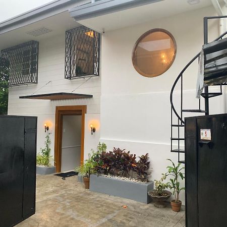 Courtyard Hotel Пасай Екстериор снимка
