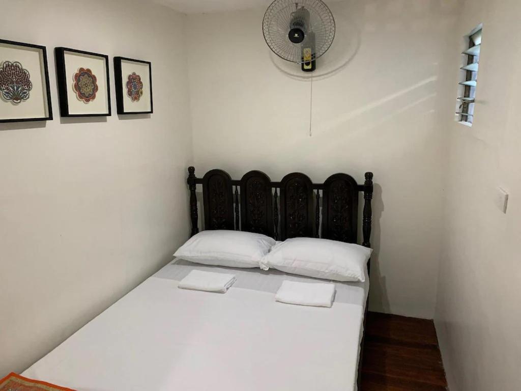Courtyard Hotel Пасай Екстериор снимка