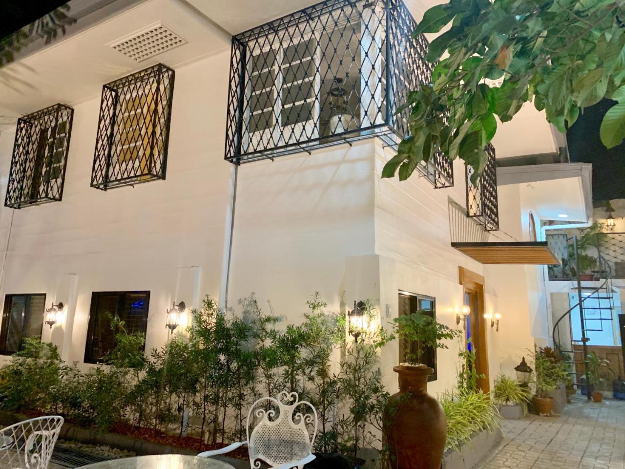 Courtyard Hotel Пасай Екстериор снимка