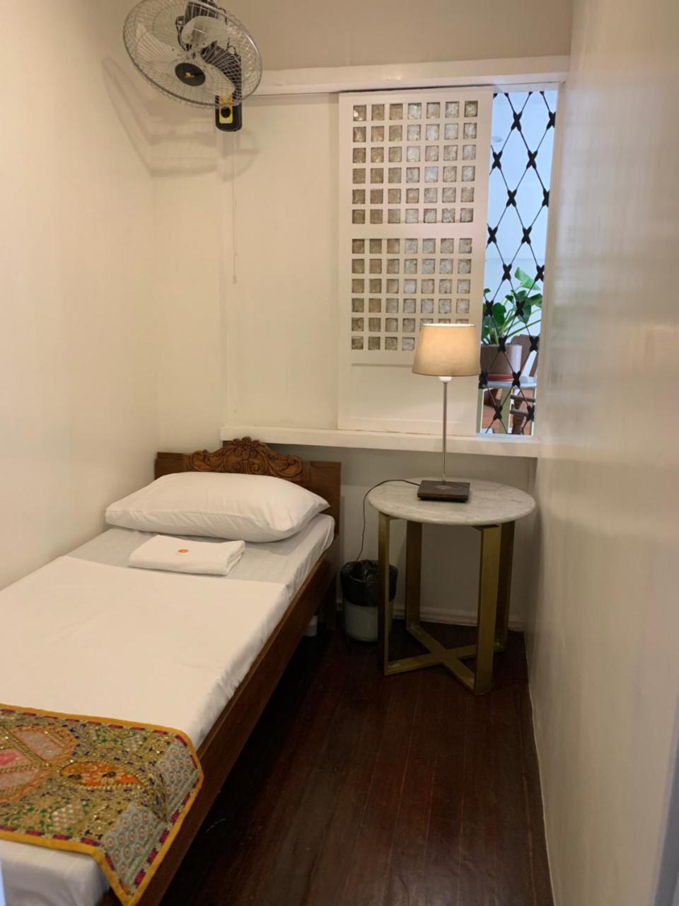 Courtyard Hotel Пасай Екстериор снимка