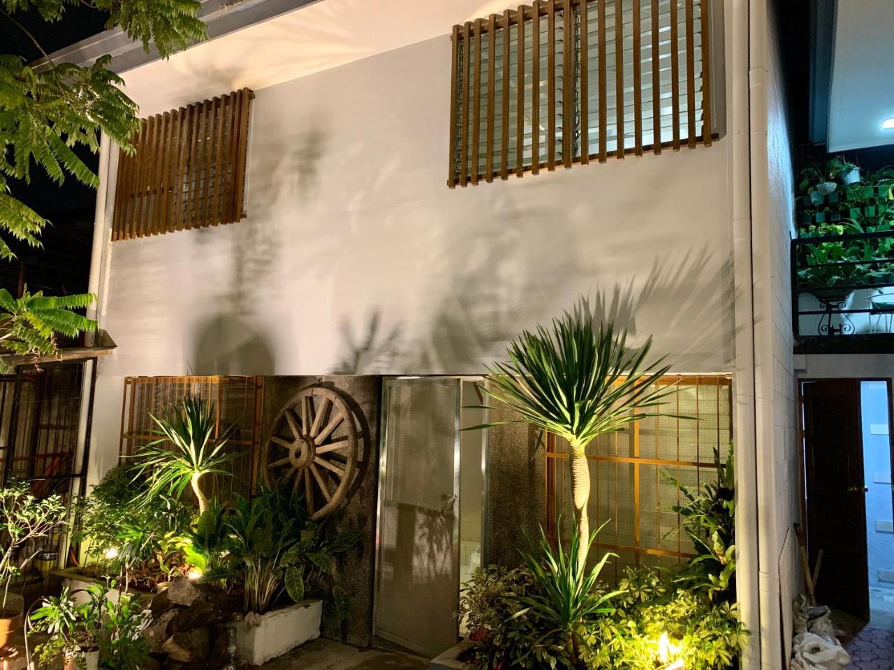 Courtyard Hotel Пасай Екстериор снимка